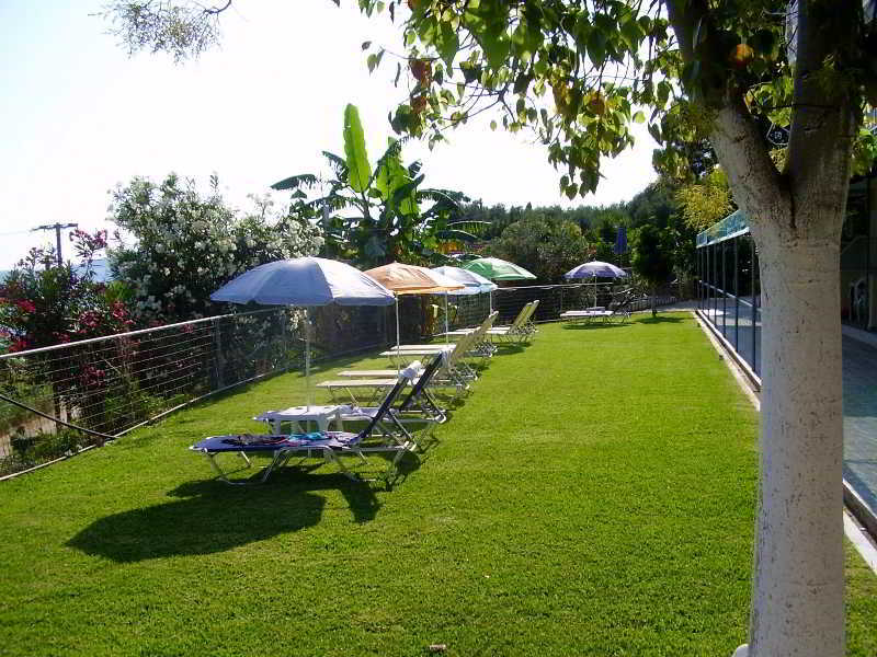 Rosa'S Beach Studios Lourdata  Exterior photo